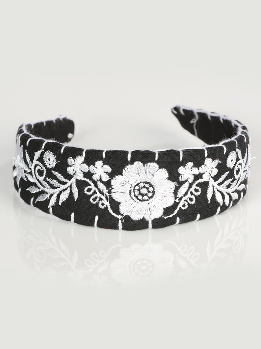 Diadema bordada artesanalmente 100% algodón blanco 603119